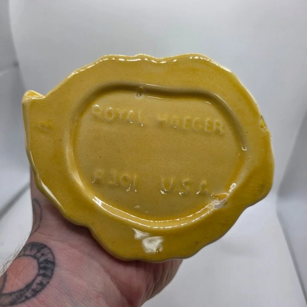 Vintage Royal Haeger Royal Hickman Yellow Drip Glaze Fan Leaf Vase 1940s USA